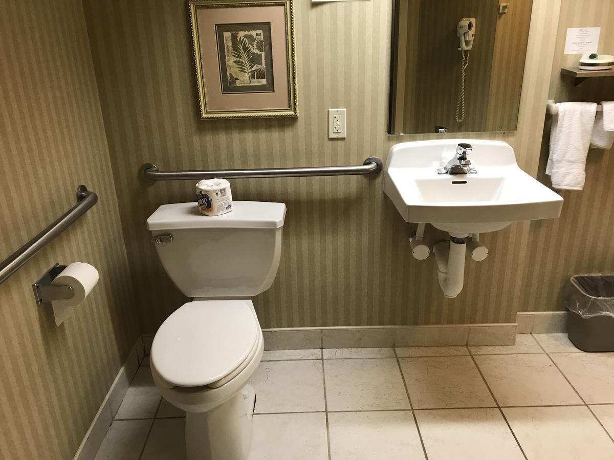 Lititz Inn And Suites Buitenkant foto